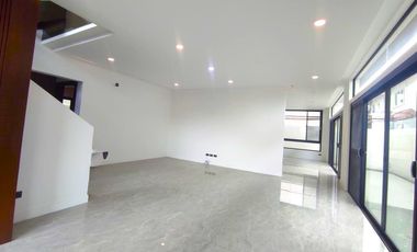 Newly-built Semi-Furnished 2Storey Single Detached House and Lot in BF Homes Paranaque