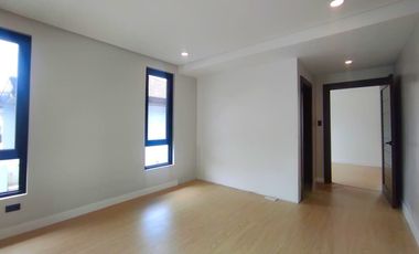 Newly-built Semi-Furnished 2Storey Single Detached House and Lot in BF Homes Paranaque