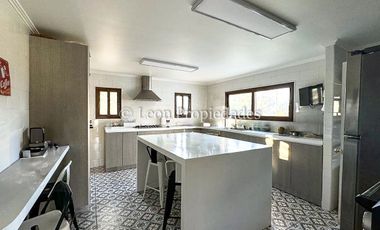 Leon Propiedades vende casa en condominio El encanto, Curacaví.