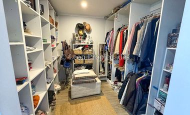 Leon Propiedades vende casa en condominio El encanto, Curacaví.