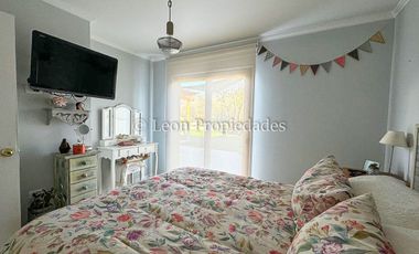 Leon Propiedades vende casa en condominio El encanto, Curacaví.