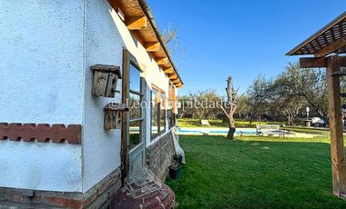 Leon Propiedades vende casa en condominio El encanto, Curacaví.