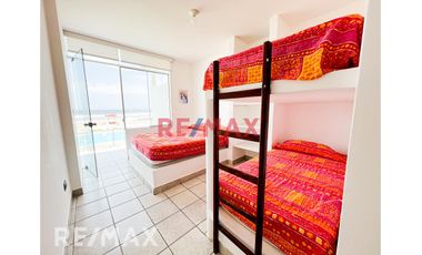 Venta Casa De Playa Con Piscina Más Dos Departamentos Independientes Con 3 Cocheras