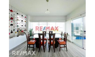 Venta Casa De Playa Con Piscina Más Dos Departamentos Independientes Con 3 Cocheras