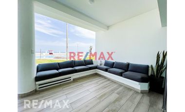 Venta Casa De Playa Con Piscina Más Dos Departamentos Independientes Con 3 Cocheras