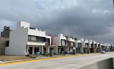 Casa en Remante Bancario.  **Fantástica oportunidad que no puede dejar pasar**