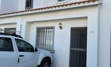 SE RENTA casa amueblada en Villa Sur cerca del El Dorado y El Mayorazgo