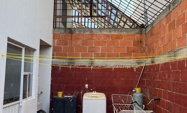 SE RENTA casa amueblada en Villa Sur cerca del El Dorado y El Mayorazgo