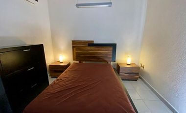 Rento Amplio Departamento Amueblado y Climatizado de 2 Recamaras, 1 estudio, 2 baños, cochera