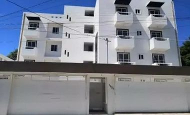 Rento Amplio Departamento Amueblado y Climatizado de 2 Recamaras, 1 estudio, 2 baños, cochera