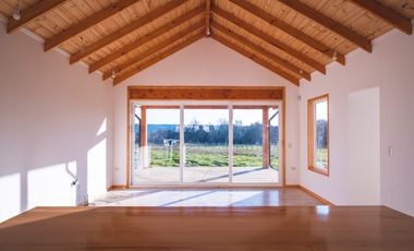 Hermosa Casa Nueva en Parcela Panguipulli