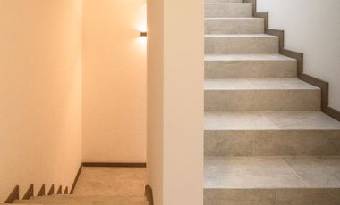 VENTA DE CASA EN CIMA AZUL
