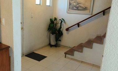 Casa a 5 min del Centro de Tepotzotlán, 3R, 1.5B, 2E, en Condominio Horizontal