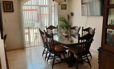 Casa a 5 min del Centro de Tepotzotlán, 3R, 1.5B, 2E, en Condominio Horizontal