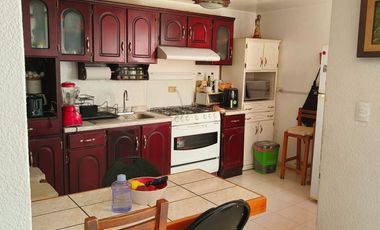 Casa a 5 min del Centro de Tepotzotlán, 3R, 1.5B, 2E, en Condominio Horizontal