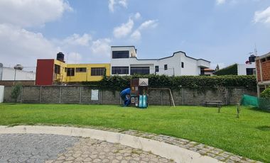 RENTA CASA EN FRACCIONAMIENTO MONTE OLIVO MUY BIEN OBICADO CERCA UDLAP, UVM, ANAHUAC