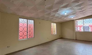 Se Alquila Casa de 4 Dormitorios con Uso de Suelo Comercial en Miraflores