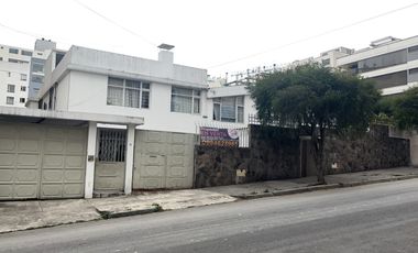 PROPIEDAD EN VENTA - SECTOR BELLAVISTA BAJA EN QUITO