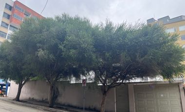 PROPIEDAD EN VENTA - SECTOR BELLAVISTA BAJA EN QUITO