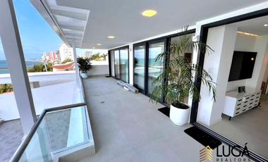 Departamento de lujo frente al mar en renta, 3 dormitorios amoblado, sector Barbasquillo, cerca a La Quadra Manta