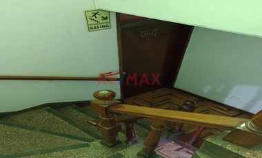 Vendo Casa 4 Pisos Zona Altamente Comercial - San Juan De Lurigancho