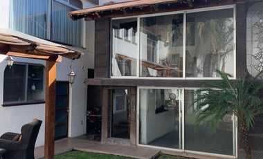 CASA EN VENTA, COLONIA JARDIN, SAN LUIS POTOSI, A UNOS PASOS DE PLAZA TANGAMANGA