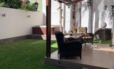 CASA EN VENTA, COLONIA JARDIN, SAN LUIS POTOSI, A UNOS PASOS DE PLAZA TANGAMANGA