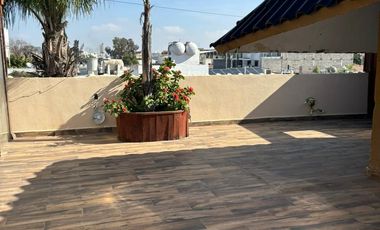 CASA EN VENTA, COLONIA JARDIN, SAN LUIS POTOSI, A UNOS PASOS DE PLAZA TANGAMANGA