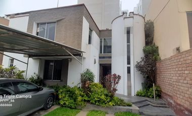 Linda casa, 312 m2, ideal vivienda o Proyecto, 4 dorms, 3 baños, 2 estac.