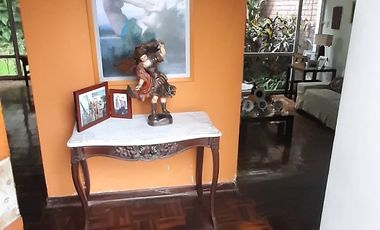 Linda casa, 312 m2, ideal vivienda o Proyecto, 4 dorms, 3 baños, 2 estac.