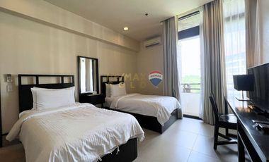 For Sale: Fully furnished 2 Bedroom Condo in Sea Breeze Veranda, Anvaya Cove