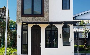Dijual Murah Rumah Gunawangsa Gresik Tengah Kota Modern + Free Voucher