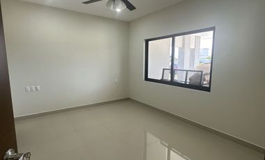 ESPECTACULAR CASA EN VENTA EN MAZATLAN SECTOR CERRITOS (MARALTO RESIDENCIAL) 4 RECAMARAS, A SOLO 200 MTS DEL MAR, PRIVADA CON ALBERCA