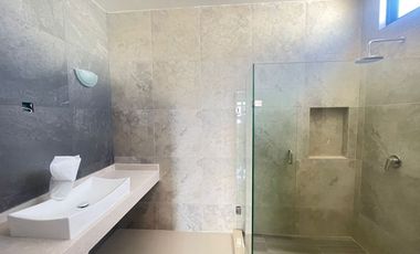 ESPECTACULAR CASA EN VENTA EN MAZATLAN SECTOR CERRITOS (MARALTO RESIDENCIAL) 4 RECAMARAS, A SOLO 200 MTS DEL MAR, PRIVADA CON ALBERCA