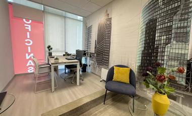 Oficina en Arriendo con Estacionamiento