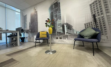 Oficina en Arriendo con Estacionamiento