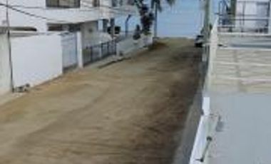 HERMOSA VILLA, MODERNA Y ELEGANTE, A 50 METROS DEL MAR