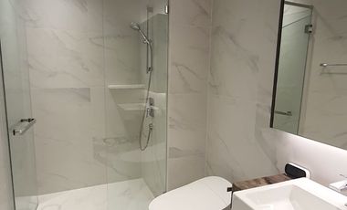 Hi-end Condo for sale, Supalai Icon Sathorn, 3-Bed, 3-Bath, 115 sq m., Fully-Decorated, swimming pool view, very beautiful, in the heart of Sathorn