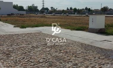 SE VENDE TERRENO EN CASTELA RESIDENCIAL