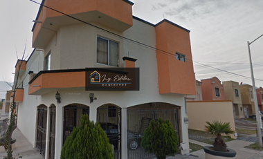 CASA EN REMATE PARAJES DE SANTA ELENA SALTILLO POR PLAZA SENDERO SUR