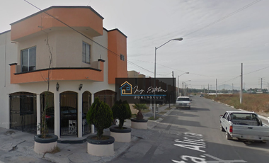CASA EN REMATE PARAJES DE SANTA ELENA SALTILLO POR PLAZA SENDERO SUR