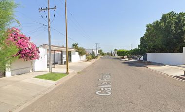 Venta de Casa en Col. Zona Norte, Obregón, Sonora.