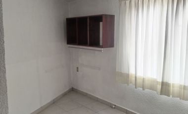 Casa 3 Rec.+1 Depto . de 2 Rec.