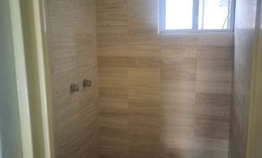 Casa 3 Rec.+1 Depto . de 2 Rec.