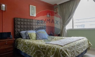 CASA EN VENTA LA FLORIDA CALLE MANUELA CAÑIZARES