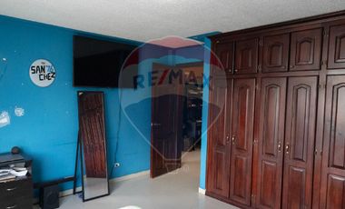 CASA EN VENTA LA FLORIDA CALLE MANUELA CAÑIZARES