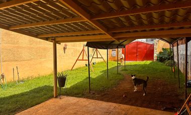 Amplia y funcional casa en renta con excelente ubicación, 3 habitaciones, 3.5 baños, jardín