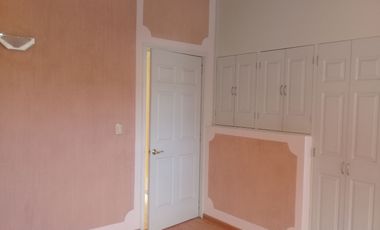 Amplia y funcional casa en renta con excelente ubicación, 3 habitaciones, 3.5 baños, jardín
