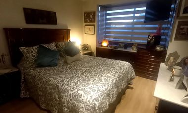 Se vende casa en comuna de La Reina en pasaje cerrado a pasos del registro civil y hospital militar.