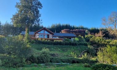 Fundo con Casa Sector Pishuinco Valdivia